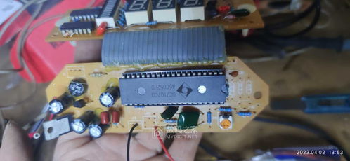 江西小伙巧用數(shù)字萬用表，自制電動(dòng)車電瓶精準(zhǔn)電量指示器